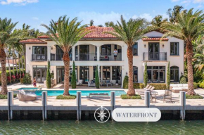 Venice of America Heated Pool Canal View Access Mimosa Key VlLLAS